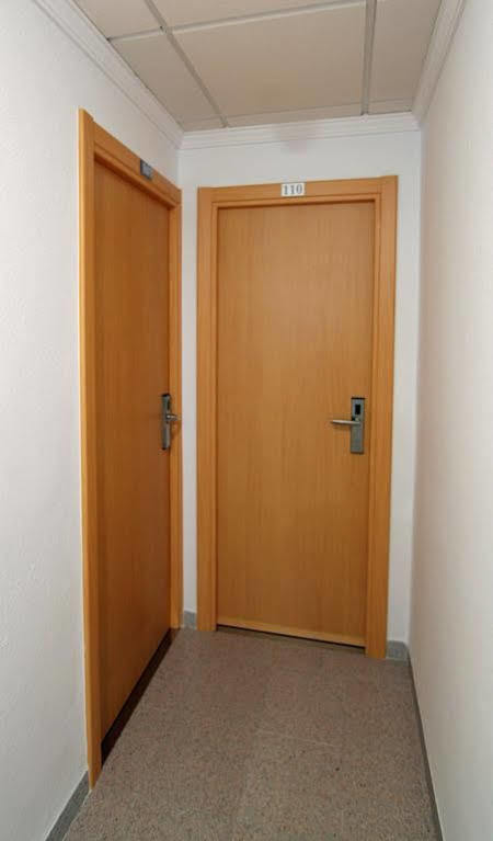 Hostal Roca San Antonio  Eksteriør bilde